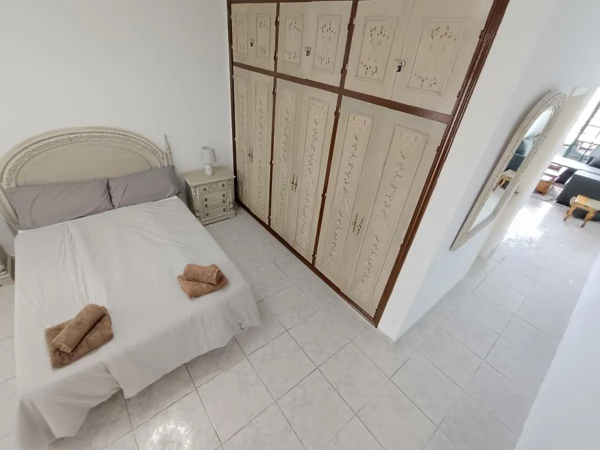 Colina Apartment Los Cristianos  0*, Los Cristianos (Tenerife)